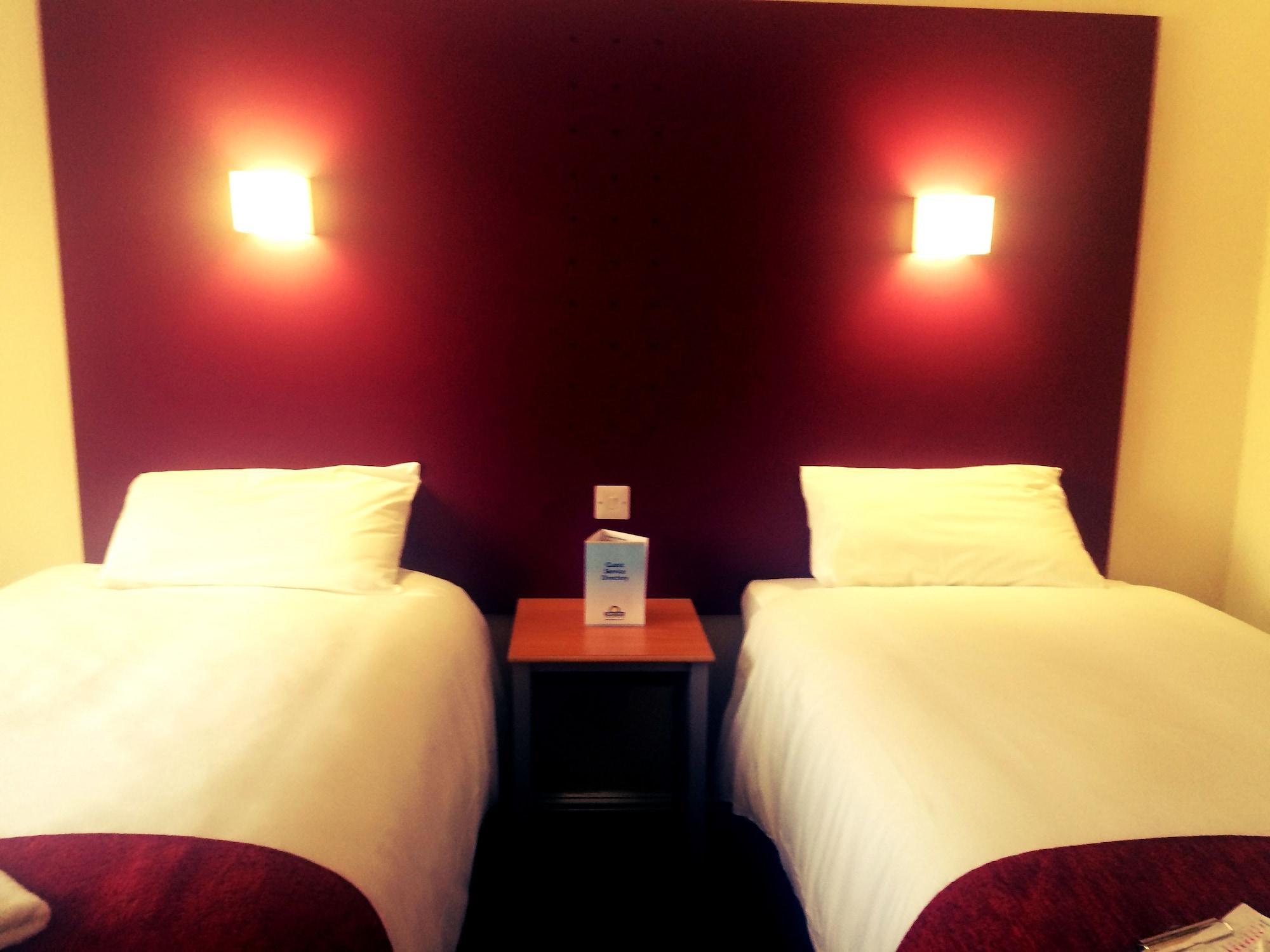 Chilworth  Days Inn Southampton Rownhams מראה חיצוני תמונה