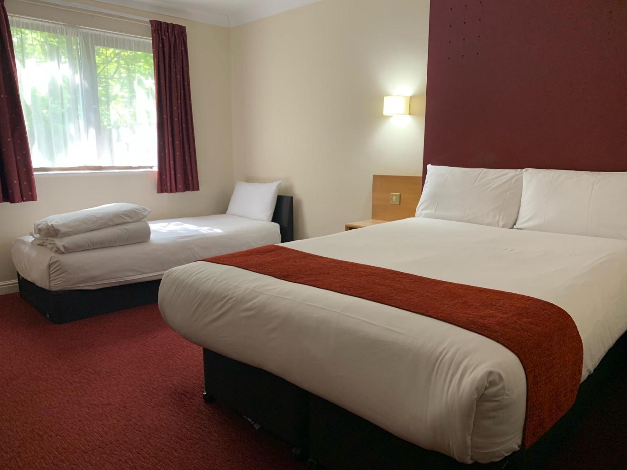 Chilworth  Days Inn Southampton Rownhams מראה חיצוני תמונה