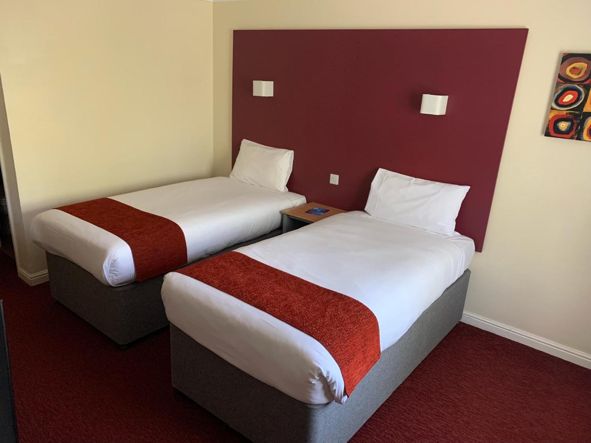 Chilworth  Days Inn Southampton Rownhams חדר תמונה