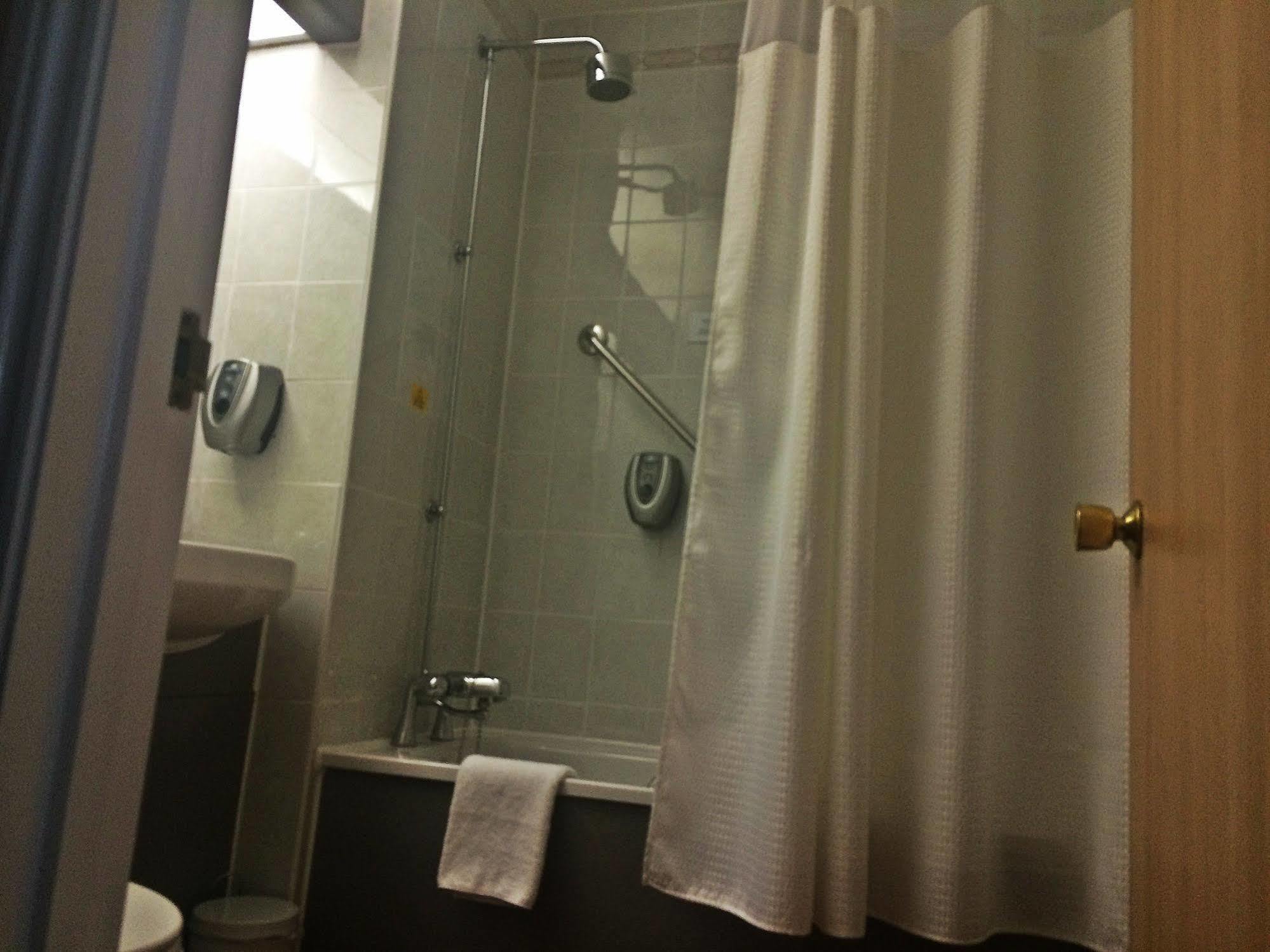 Chilworth  Days Inn Southampton Rownhams מראה חיצוני תמונה