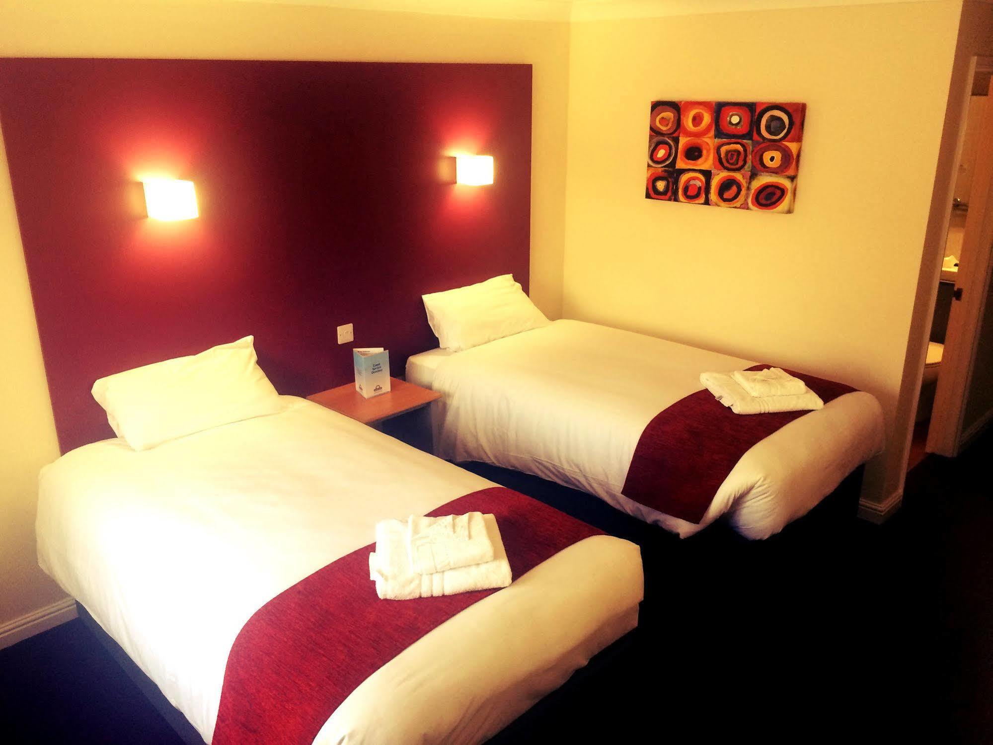Chilworth  Days Inn Southampton Rownhams מראה חיצוני תמונה